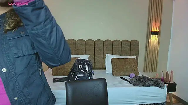 SexyRachel  online show from October 7, 2025, 11:44 am