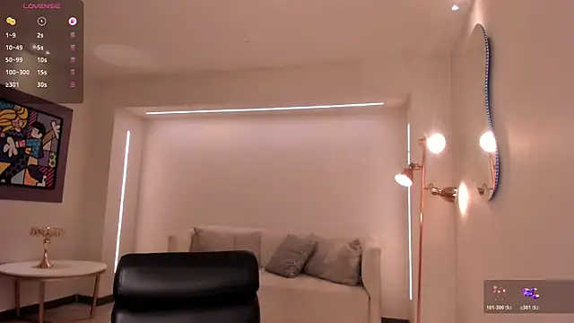 Snapshot of BonnyRose chatting on October 18, 2025, 7:38 pm BonnyRose online show from October 18, 2025, 7:38 pm