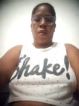 Big ass submissive online show from February 9, 2026, 1:31 pm