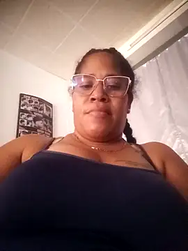 Big ass submissive online show from September 15, 2025, 10:10 pm