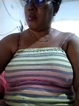 Big ass submissive online show from October 4, 2025, 1:01 pm