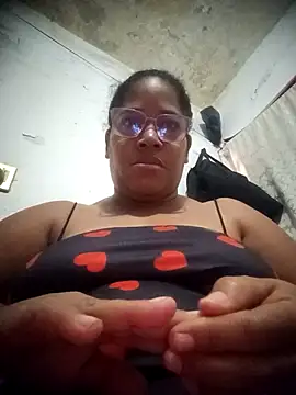 Big ass submissive online show from February 28, 2026, 12:49 pm