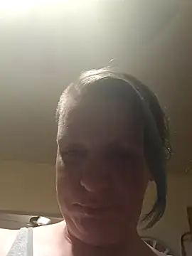 DeziBaby1087 online show from April 18, 2026, 7:44 am