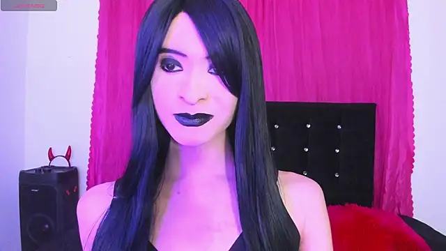 Snapshot of cutenaked_8 chatting on June 17, 2026, 12:00 am cutenaked 8 online show from June 17, 2026, 12:00 am