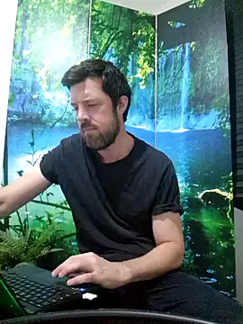 welcome-to-the-jungle online show from June 30, 2026, 7:58 pm