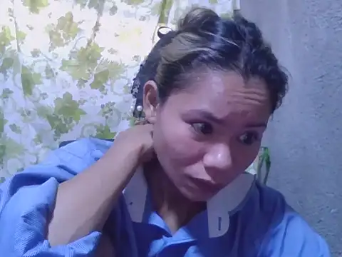 Snapshot of Sweeetgurll chatting on September 27, 2025, 1:01 am Sweeetgurll online show from September 27, 2025, 1:01 am