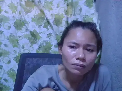 Snapshot of Sweeetgurll chatting on September 9, 2025, 8:35 am Sweeetgurll online show from September 9, 2025, 8:35 am