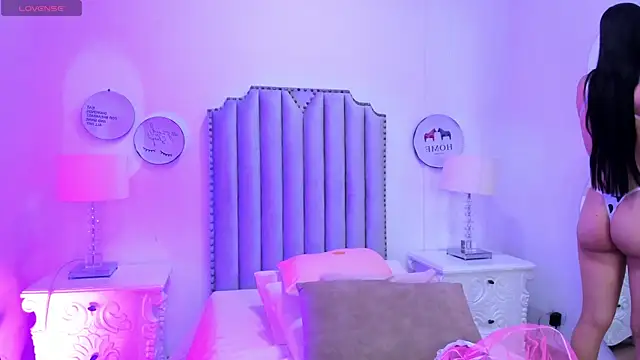 Alison Carde05 online show from March 31, 2026, 7:05 pm