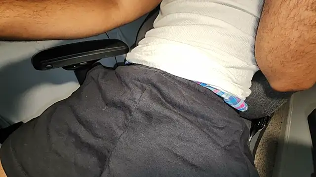 catt18 online show from September 21, 2025, 1:55 am