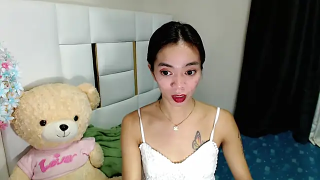 Snapshot of diamondnaked_ chatting on September 20, 2025, 5:07 pm diamondnaked online show from September 20, 2025, 5:07 pm