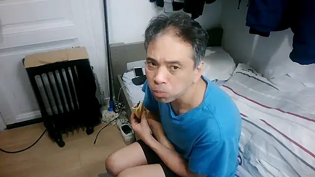 Snapshot of masculado69 chatting on December 14, 2025, 2:40 am masculado69 online show from December 14, 2025, 2:40 am