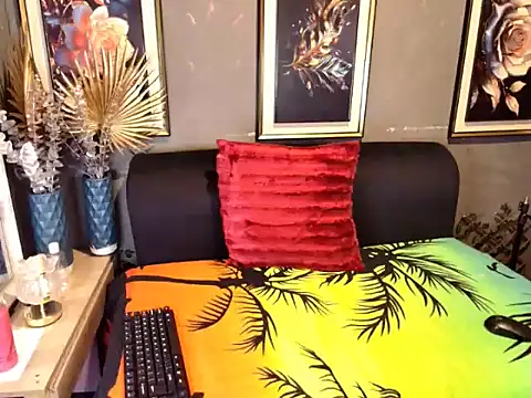 AngelEbony online show from November 24, 2025, 7:36 pm