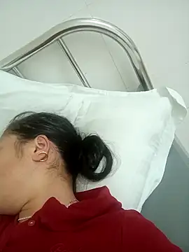 Snapshot of Milan6789 chatting on October 28, 2025, 11:25 pm Milan6789 online show from October 28, 2025, 11:25 pm