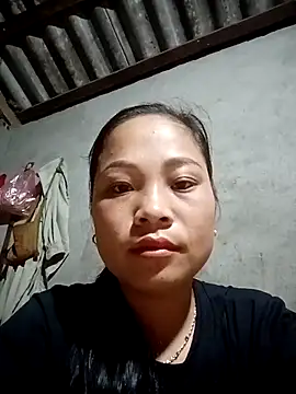 Snapshot of Milan6789 chatting on October 5, 2025, 10:33 pm Milan6789 online show from October 5, 2025, 10:33 pm