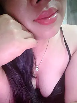 Julyy08 online show from February 10, 2026, 2:49 pm