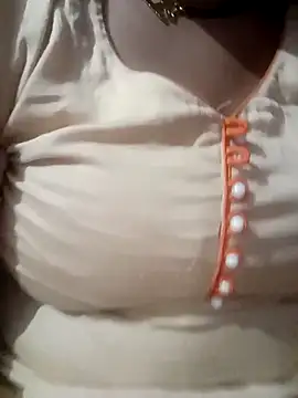 angry couplez online show from February 17, 2026, 4:37 pm