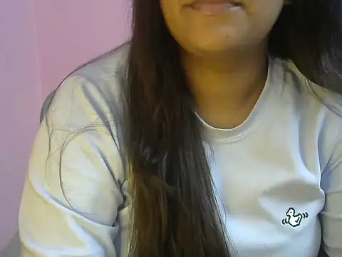 Snapshot of Queenxxx98 chatting on February 4, 2026, 6:58 pm Queenxxx98 online show from February 4, 2026, 6:58 pm