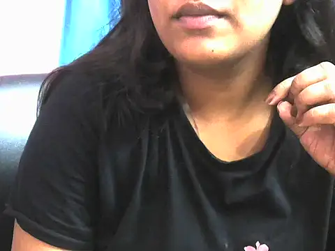 Snapshot of Queenxxx98 chatting on October 14, 2025, 8:09 pm Queenxxx98 online show from October 14, 2025, 8:09 pm