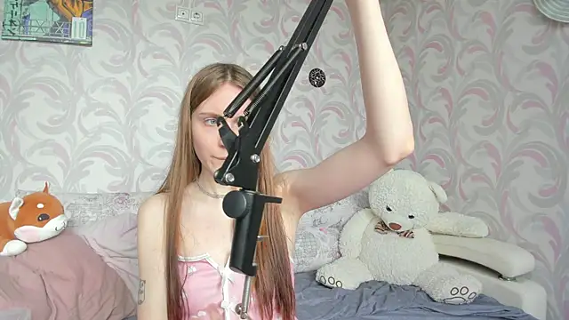 Kelly Gerzikaa online show from May 26, 2026, 7:17 am