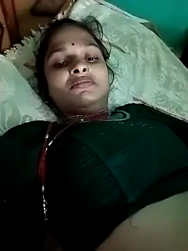 Sapna9685 online show from November 16, 2025, 8:13 pm