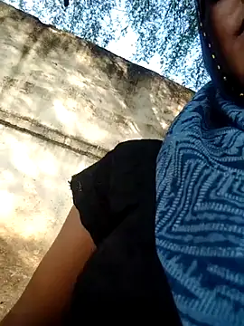 Sapna9685 online show from September 24, 2025, 11:06 am