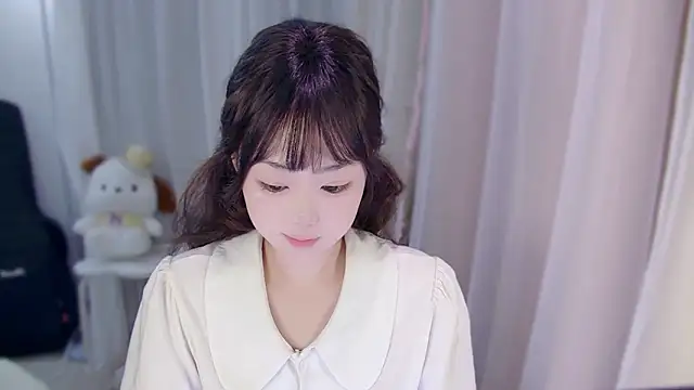 YUANYUAN-A online show from November 9, 2025, 9:57 am