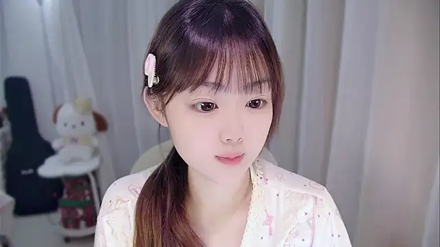 YUANYUAN-A online show from April 11, 2026, 12:31 pm