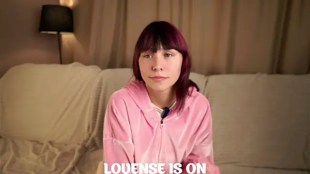 Snapshot of BritniBers chatting on October 18, 2025, 11:12 am BritniBers online show from October 18, 2025, 11:12 am