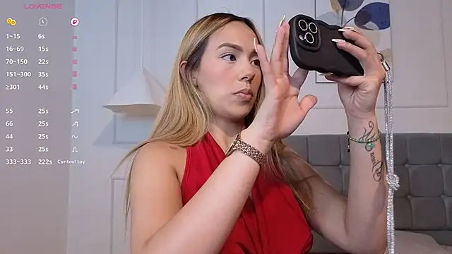 nikolevoshkie  online show from February 19, 2026, 7:44 pm