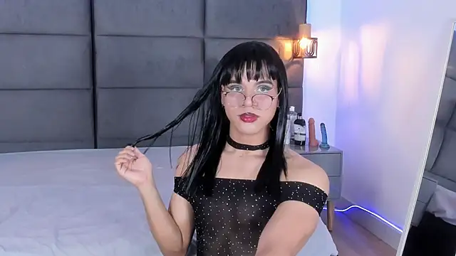 Slenna Moon online show from October 13, 2025, 2:46 am