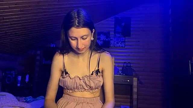 Shyselly online show from September 24, 2025, 7:42 pm