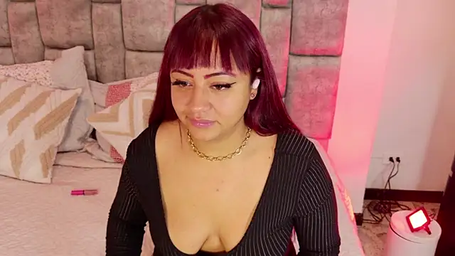 DaniniAnderson online show from December 2, 2025, 4:14 am