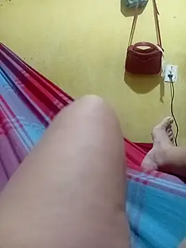 Snapshot of Ravena2290 chatting on October 22, 2025, 2:22 am Ravena2290 online show from October 22, 2025, 2:22 am