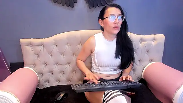 Scarlett 14  online show from March 12, 2026, 3:12 am