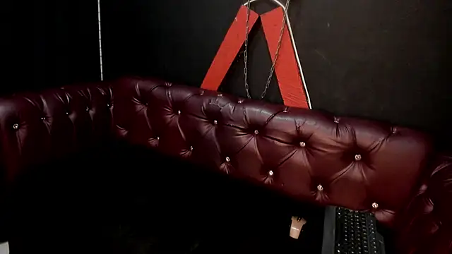 Scarlett 14  online show from November 27, 2025, 2:56 am