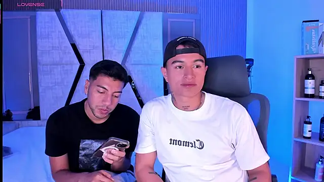 LiamDeep online show from January 9, 2026, 8:27 pm