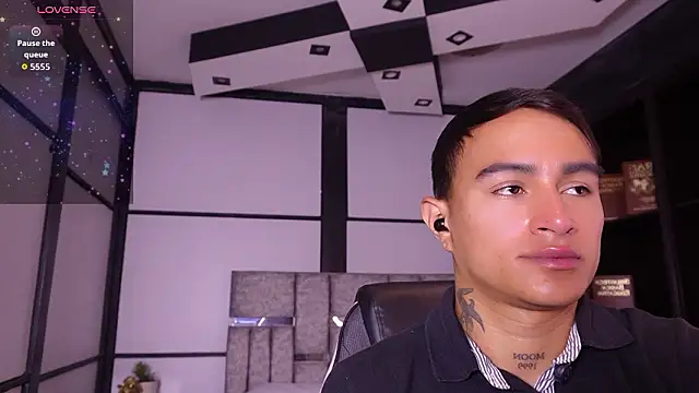 LiamDeep online show from February 1, 2026, 6:06 pm