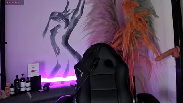 LiamDeep online show from October 23, 2025, 9:02 pm