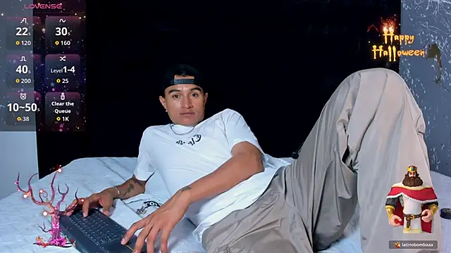 LiamDeep online show from October 25, 2025, 9:19 am