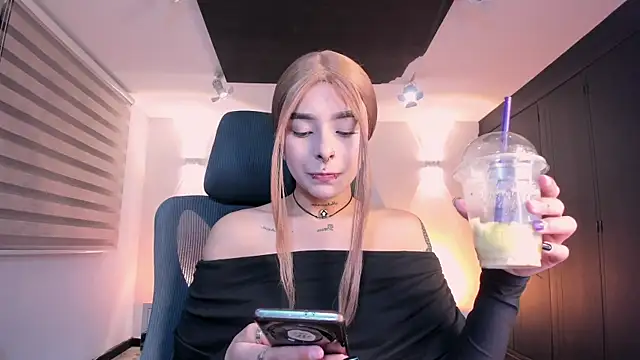 SkyThompson online show from September 9, 2025, 4:33 am