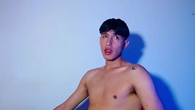 Snapshot of rowanbigboy23 chatting on November 16, 2025, 9:08 pm rowanbigboy23 online show from November 16, 2025, 9:08 pm