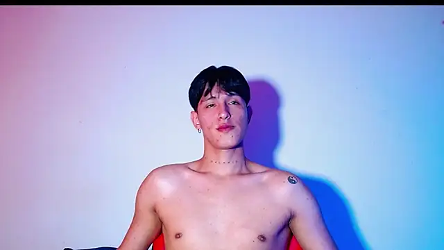 Snapshot of rowanbigboy23 chatting on December 1, 2025, 4:41 pm rowanbigboy23 online show from December 1, 2025, 4:41 pm