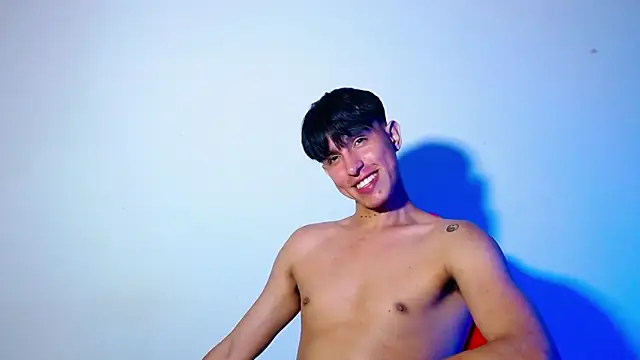 Snapshot of rowanbigboy23 chatting on November 13, 2025, 3:21 am rowanbigboy23 online show from November 13, 2025, 3:21 am