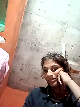 Snapshot of Jyoti_thakurr chatting on October 28, 2025, 8:02 am Jyoti thakurr online show from October 28, 2025, 8:02 am