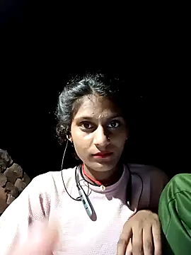 Snapshot of Jyoti_thakurr chatting on September 17, 2025, 3:47 pm Jyoti thakurr online show from September 17, 2025, 3:47 pm