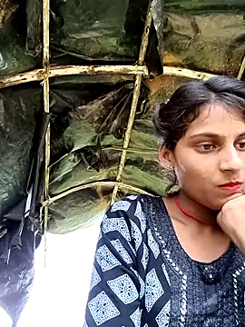 Snapshot of Jyoti_thakurr chatting on September 11, 2025, 6:46 am Jyoti thakurr online show from September 11, 2025, 6:46 am