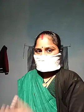 Sheema tyagi online show from November 29, 2025, 2:39 pm