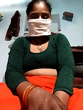 Sheema tyagi online show from November 17, 2025, 8:40 am