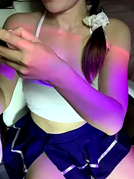 Snapshot of Milinda68 chatting on October 13, 2025, 3:35 pm Milinda68 online show from October 13, 2025, 3:35 pm