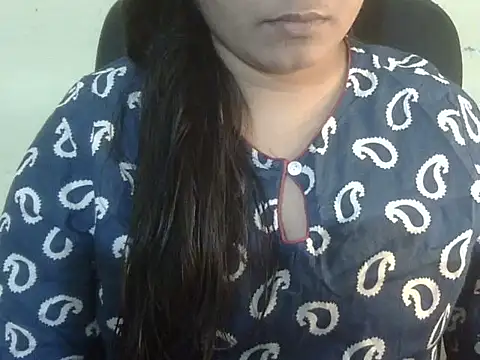 Aanya Hazel online show from November 9, 2025, 9:30 pm